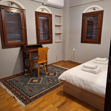 Elia Old Town 公寓